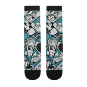 Pink and black anime-style socks with manga panels and Japanese text featuring a female character and smoking details.